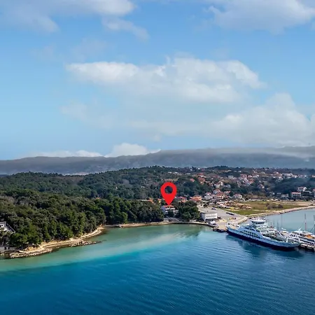 Apartment 2 Bedroom In *